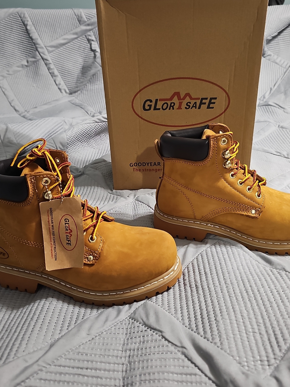 Glorysafe Work Boot with Soft Toe - Waterproof & Slip Resistant 6” Men's 7.5 NEW